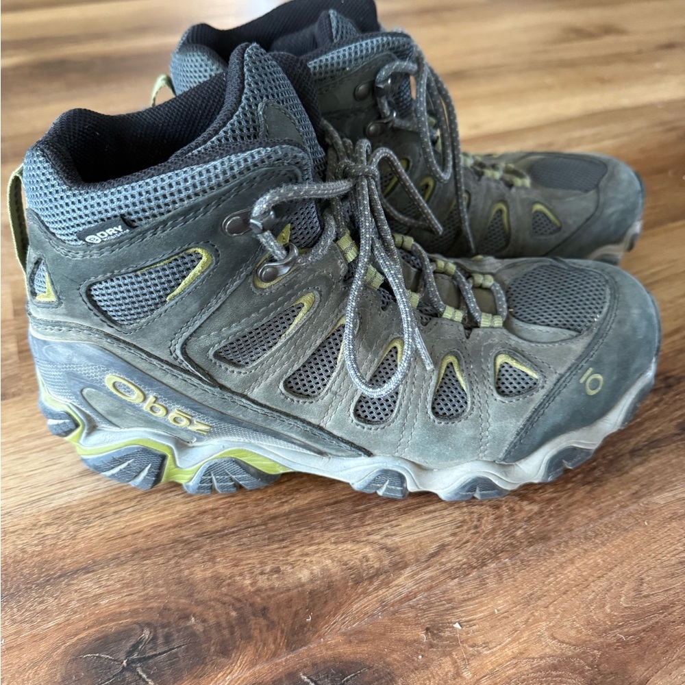 Mens Oboz Hiking Boots - Gray and Green
